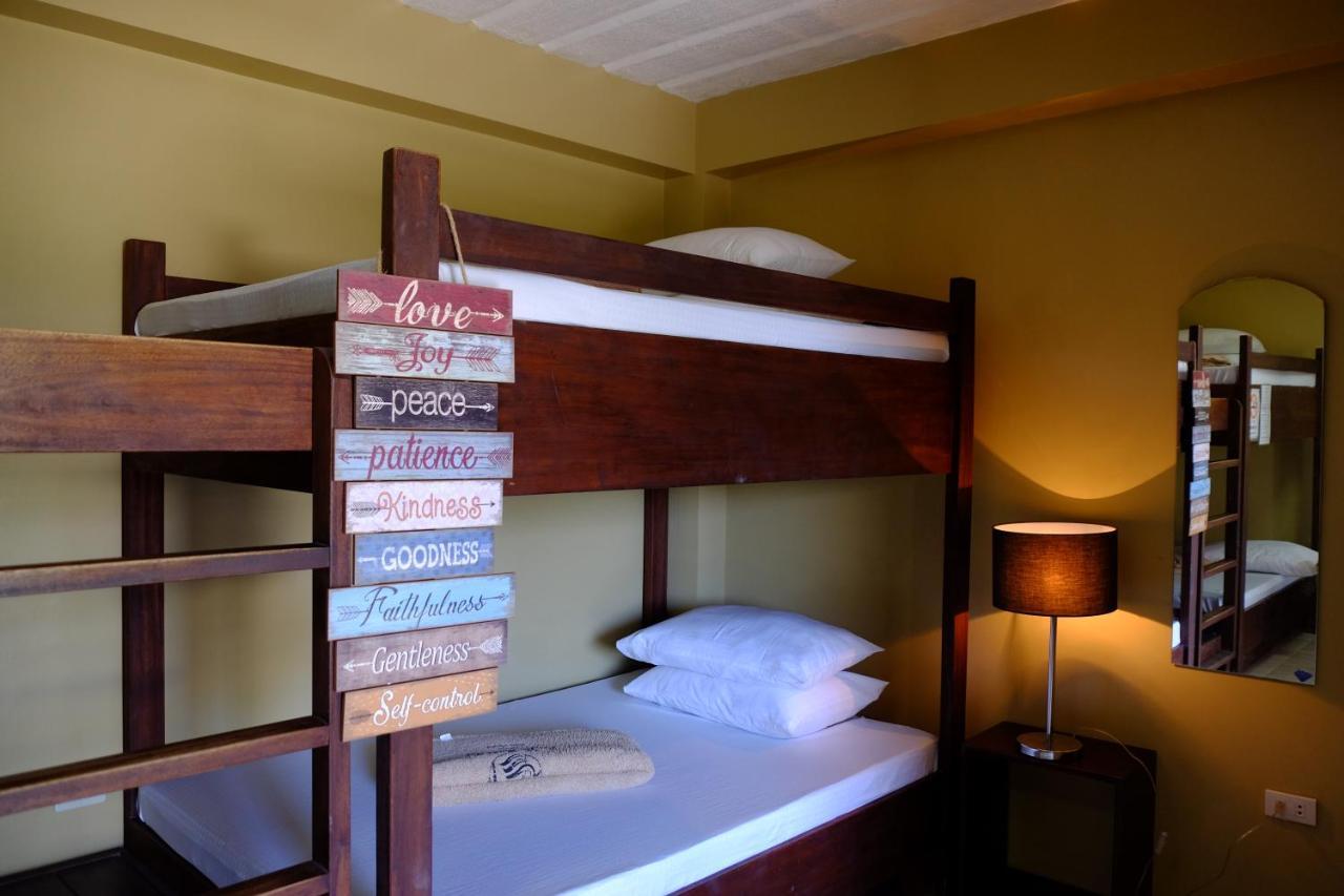 Pacific Waves Inn بالير المظهر الخارجي الصورة